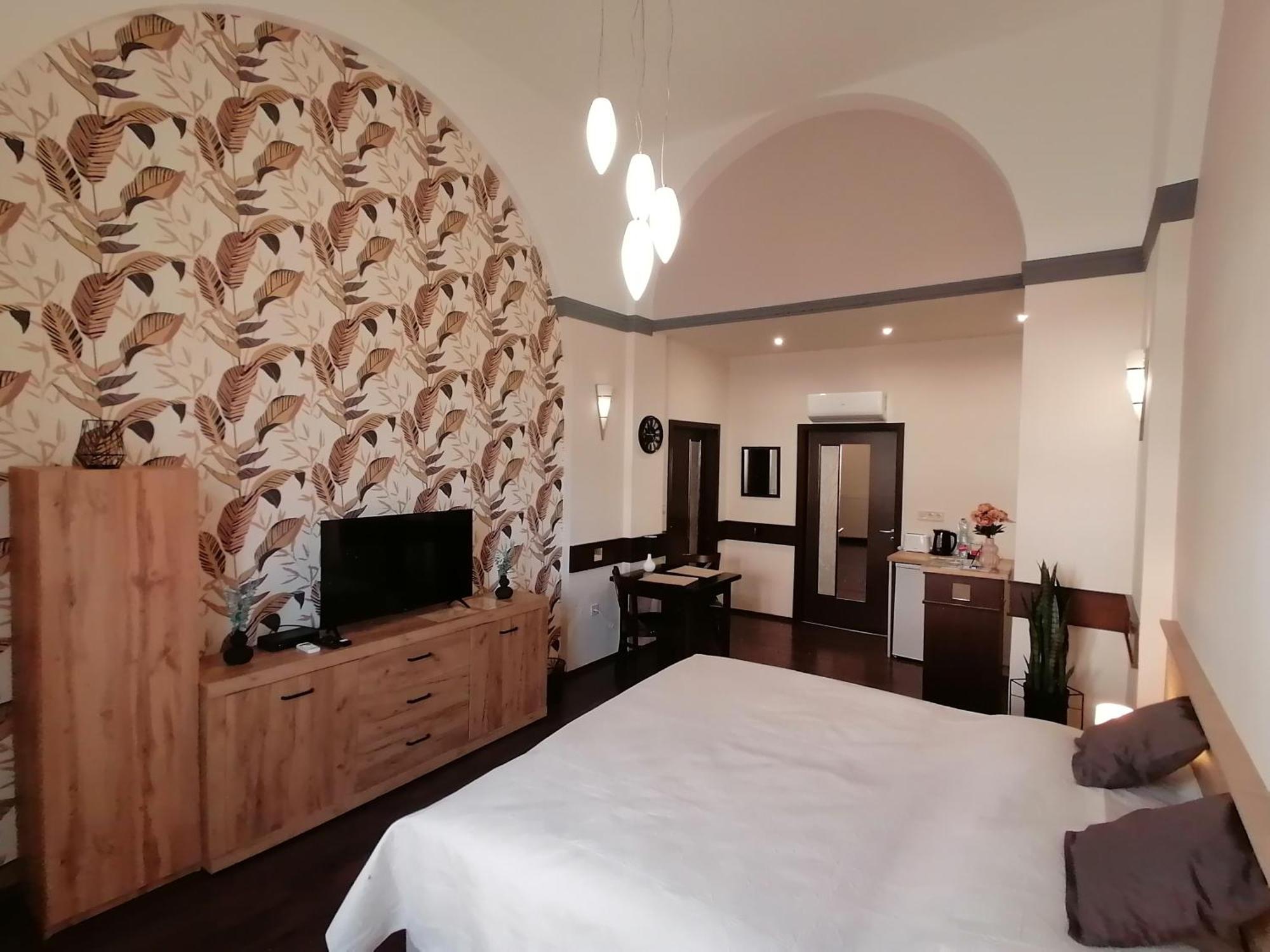 Mohacs Korona Apartman Esterno foto